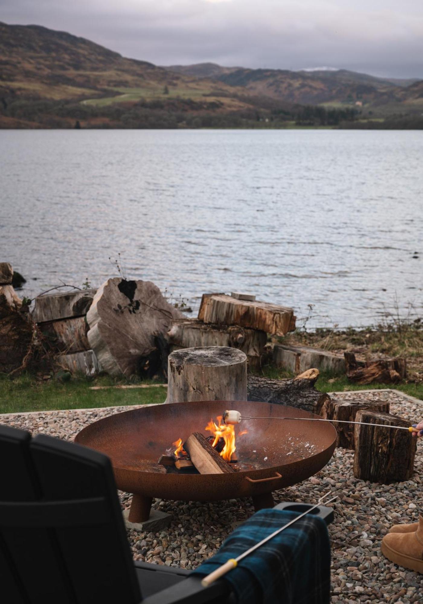 Shoreland Lodges - Holly Lodge Fort Augustus Dış mekan fotoğraf