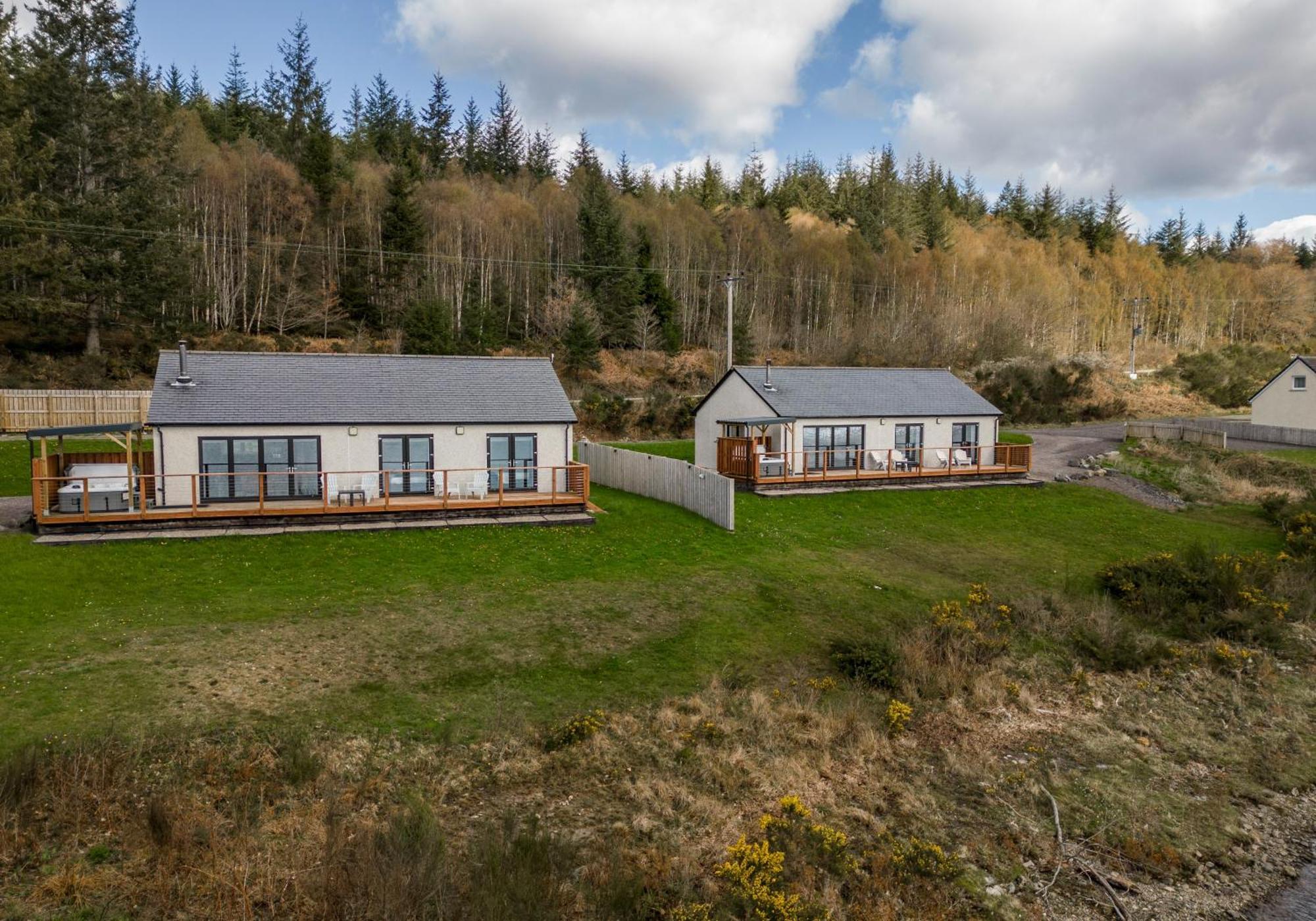 Shoreland Lodges - Holly Lodge Fort Augustus Dış mekan fotoğraf